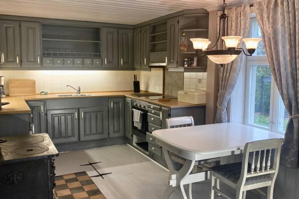 Eika Cottage: Cozy, Rural, Spacious And Well-Equiped Amot  Exteriör bild