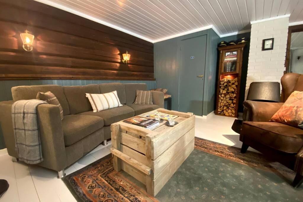 Eika Cottage: Cozy, Rural, Spacious And Well-Equiped Amot  Exteriör bild